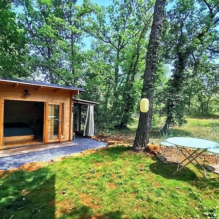 Cabanon Dans Un Ecrin De Verdure Кальян Экстерьер фото